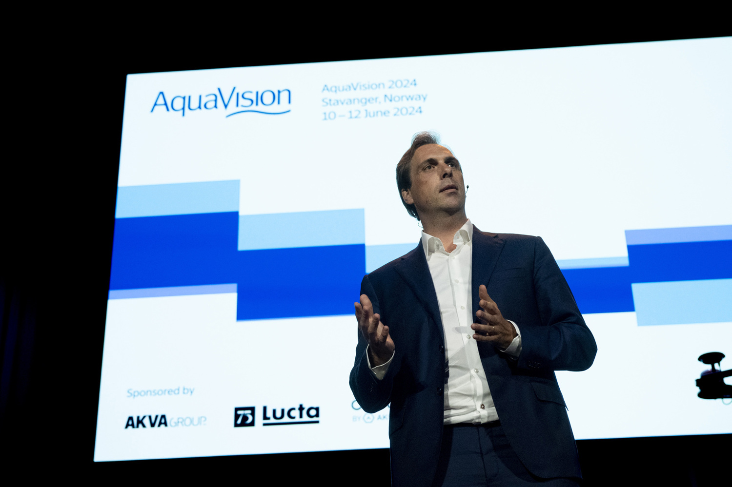 Bastiaan van Tilburg speaking at AquaVision 2024