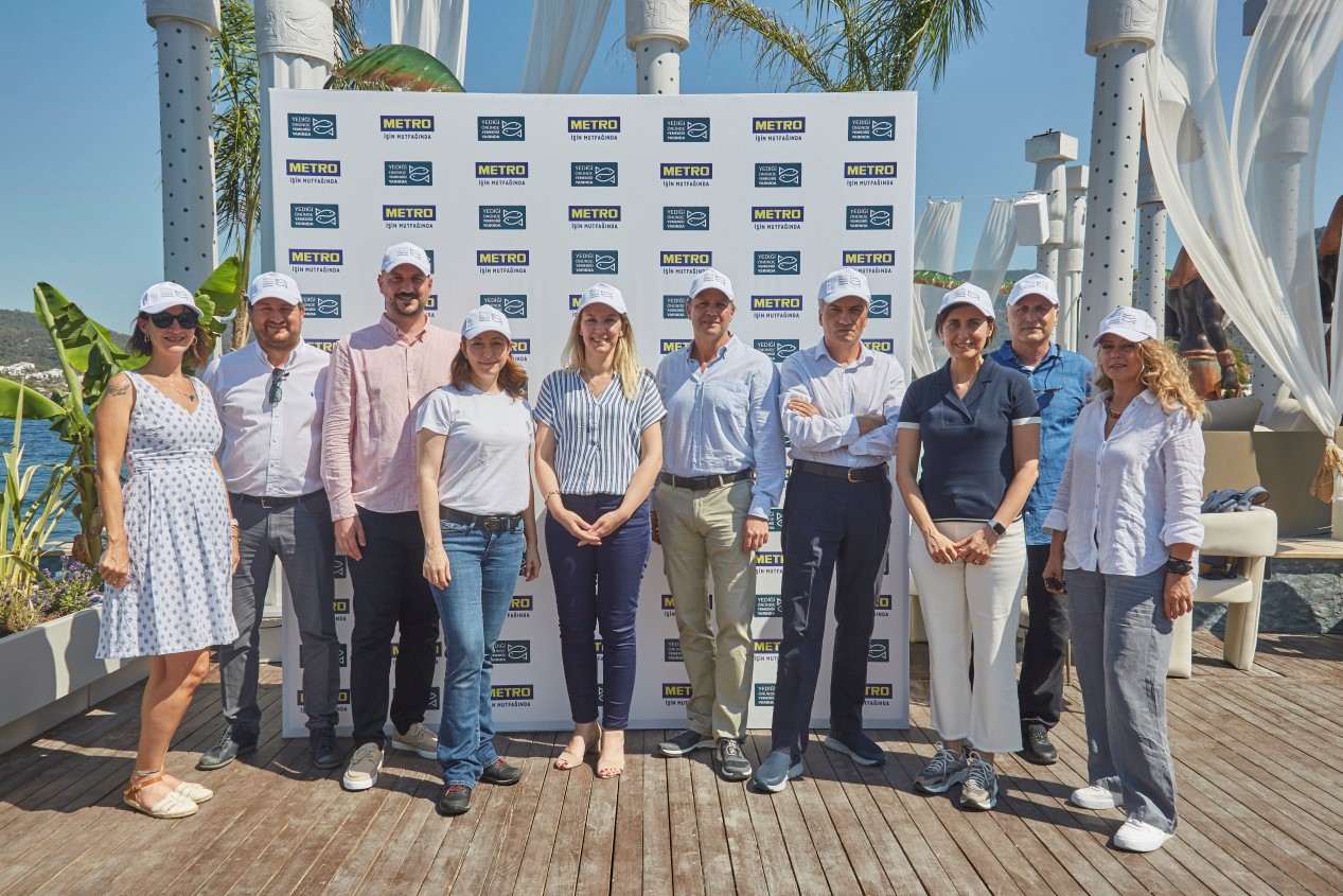Metro team in Turkey