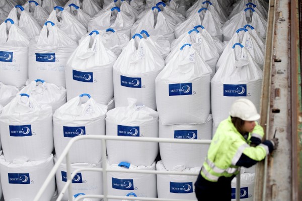 Feed bags 3x2 S.jpg