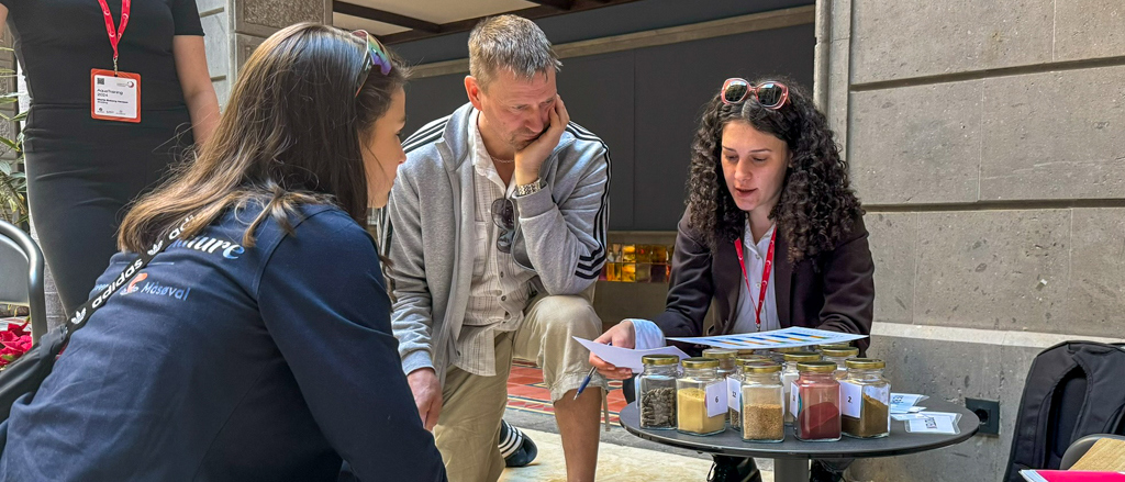 Stasjon med bygg ditt eget fôr