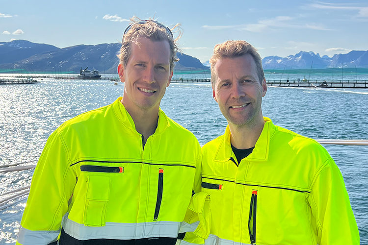 Håvard Bjørgen, førsteamanuensis ved NMBU, og Johan Rennemo, doktorgradsstipendiat og salgssjef Skretting