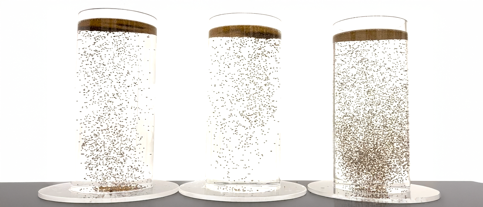 Tre ulike fôr hvor det testes synkehastighet